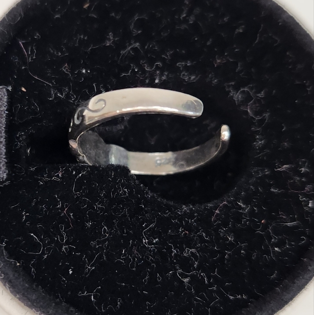 Silver red toe ring - Picture 5 of 8